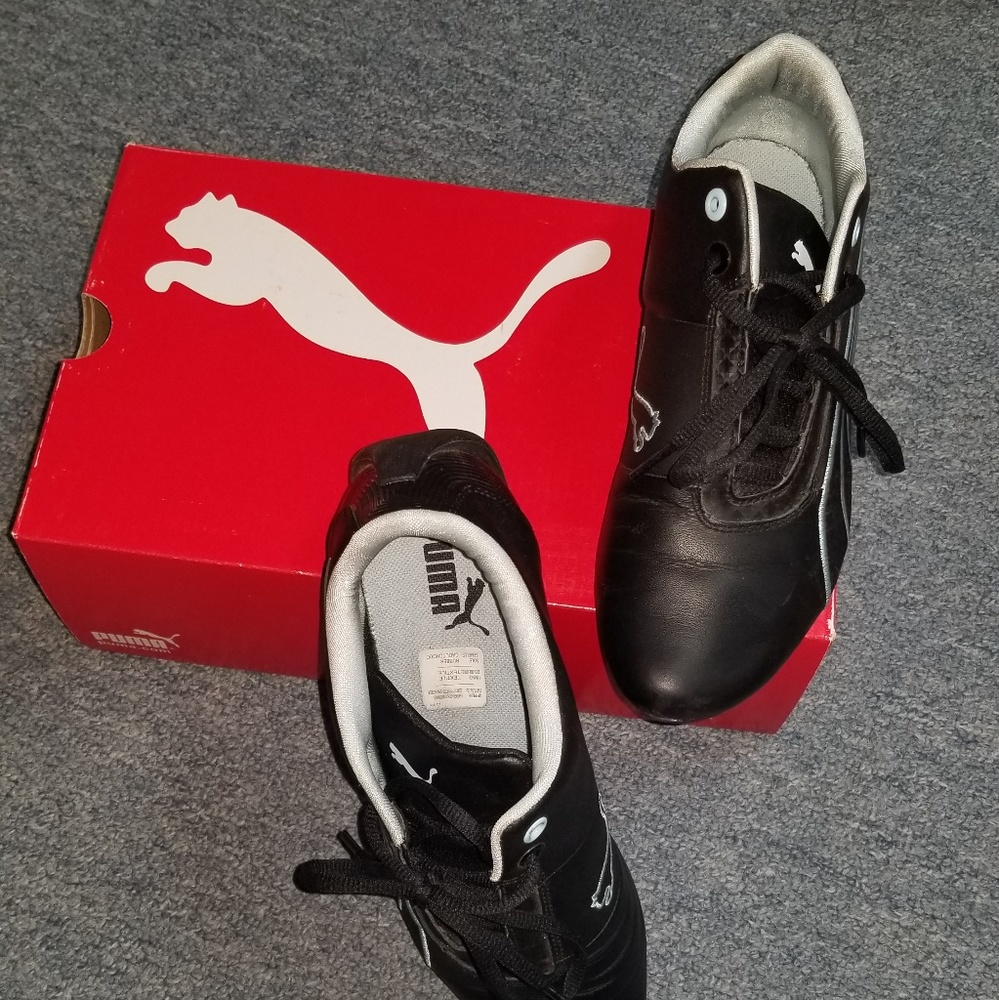 Puma Sneakers